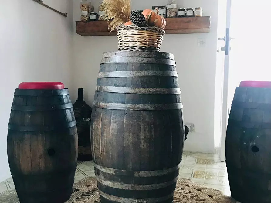 Immagine 6 di Magazzino in vendita  in Via Veneto a Santa Marina Salina