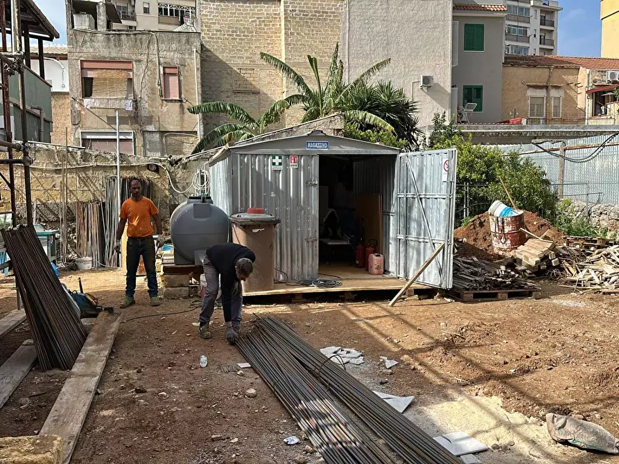 Immagine 9 di Appartamento in vendita  in Via Beniamino Gigli a Palermo