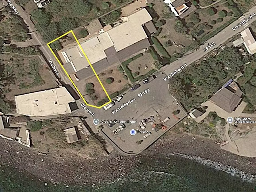 Immagine 2 di Villa in vendita  in vi Nero a Santa Marina Salina