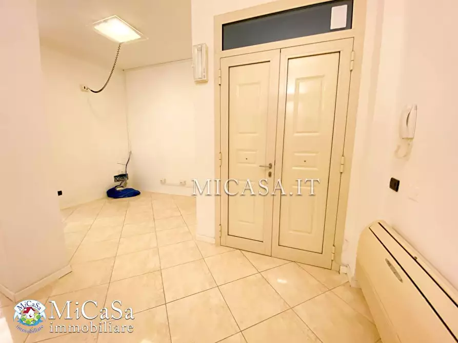 Immagine 3 di Locale commerciale in vendita  in Via Di Capiteta a Pisa