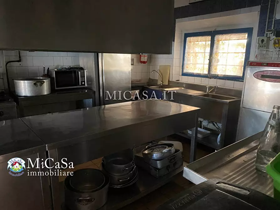 Immagine 13 di Attività commerciale in affitto  in viale d'annunzio a Pisa