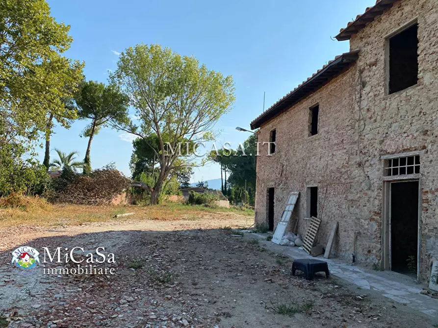 Immagine 2 di Appartamento in vendita  in Via dell'Elba a Pisa