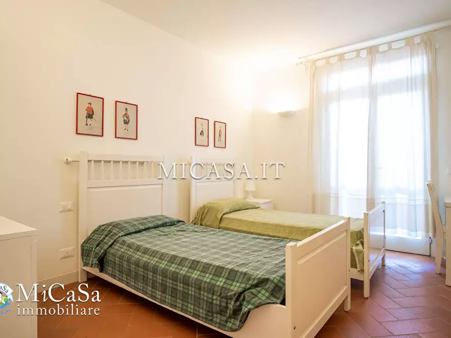 Immagine 10 di Appartamento in vendita  in via delle orchidee a Pisa