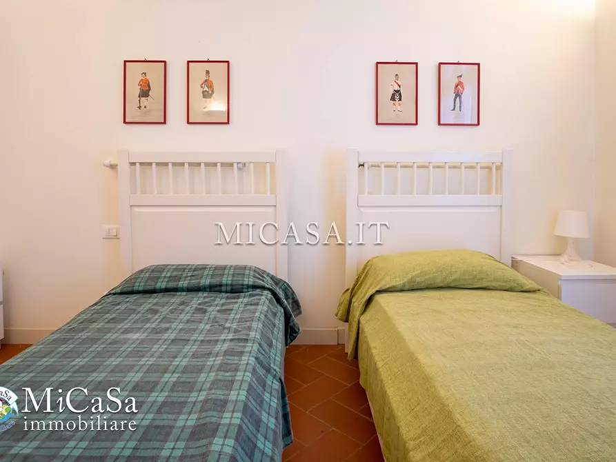 Immagine 13 di Appartamento in vendita  in via delle orchidee a Pisa