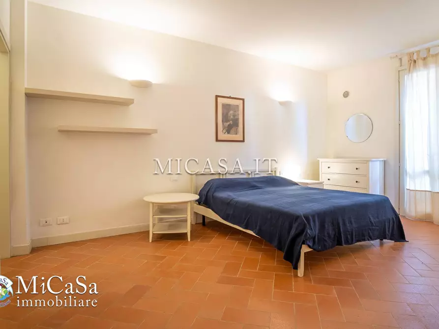 Immagine 17 di Appartamento in vendita  in via delle orchidee a Pisa