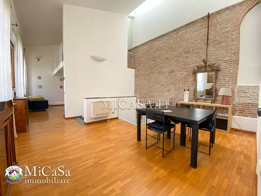 Immagine 1 di Appartamento in vendita  in Corso Italia a Pisa