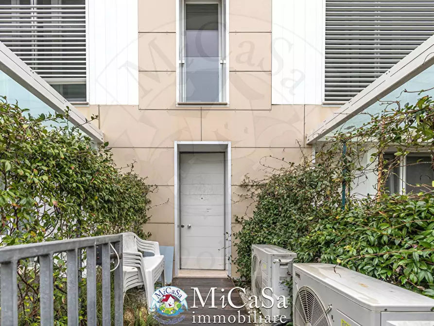 Immagine 27 di Appartamento in vendita  in Viale Del Tirreno a Pisa