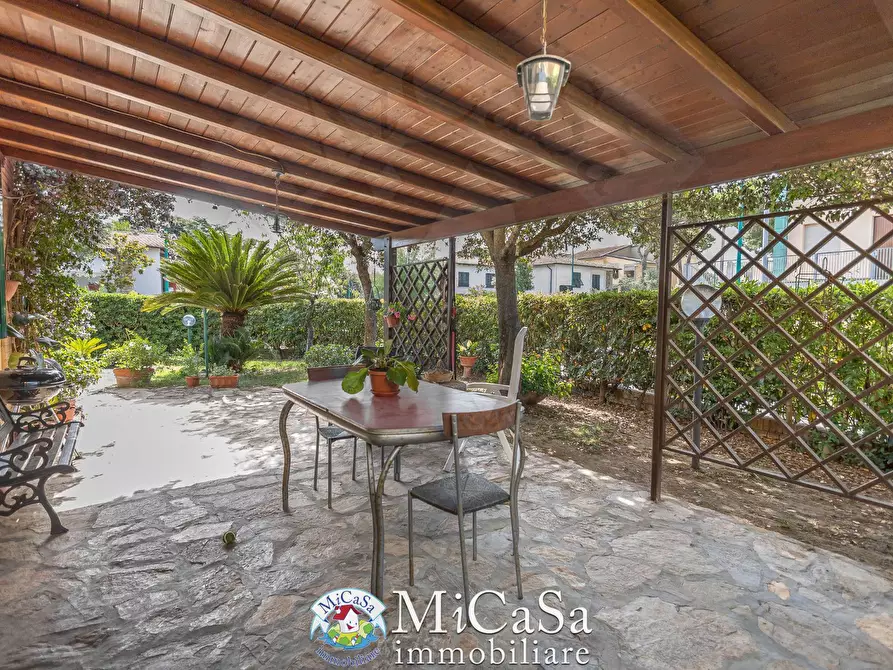 Immagine 18 di Casa bifamiliare in vendita  in Via Degli Allori a Pisa