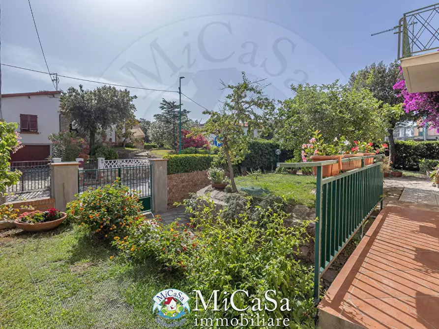 Immagine 30 di Casa bifamiliare in vendita  in Via Degli Allori a Pisa