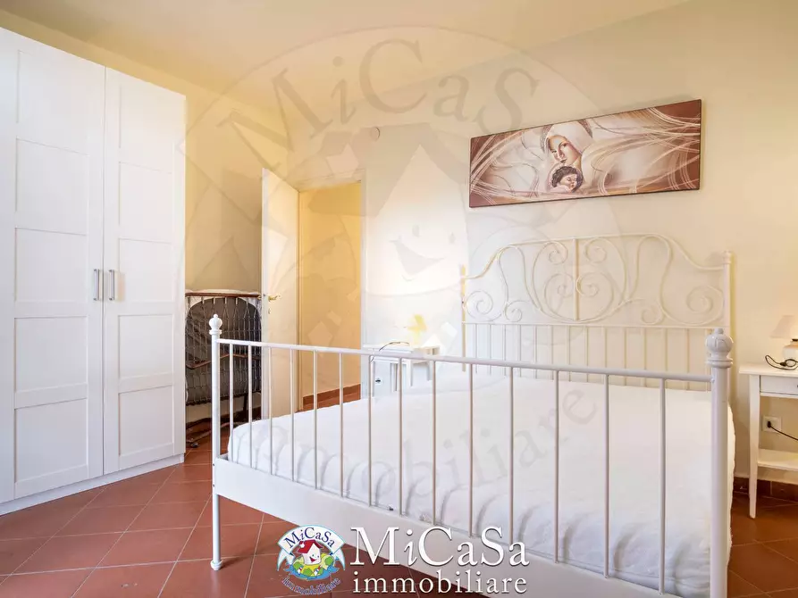 Immagine 17 di Appartamento in vendita  in via delle orchidee a Pisa