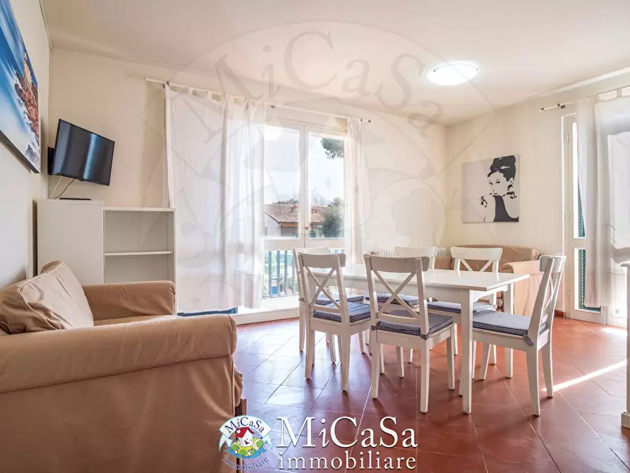 Immagine 7 di Appartamento in vendita  in via delle orchidee a Pisa