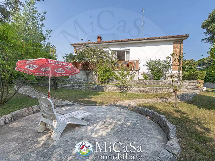 Immagine 5 di Villa in vendita  in Via Delle Agavi a Pisa