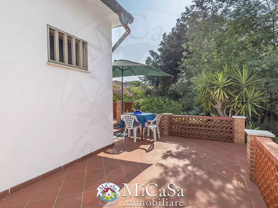 Immagine 6 di Villa in vendita  in Via Delle Agavi a Pisa