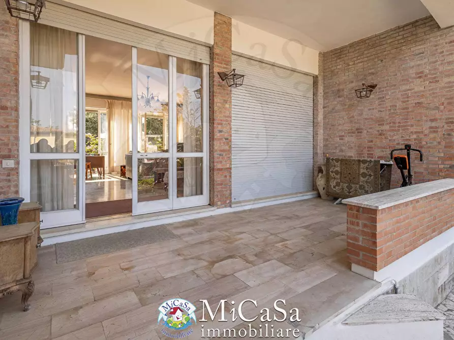 Immagine 9 di Villa in vendita  in Via Delle Agavi a Pisa
