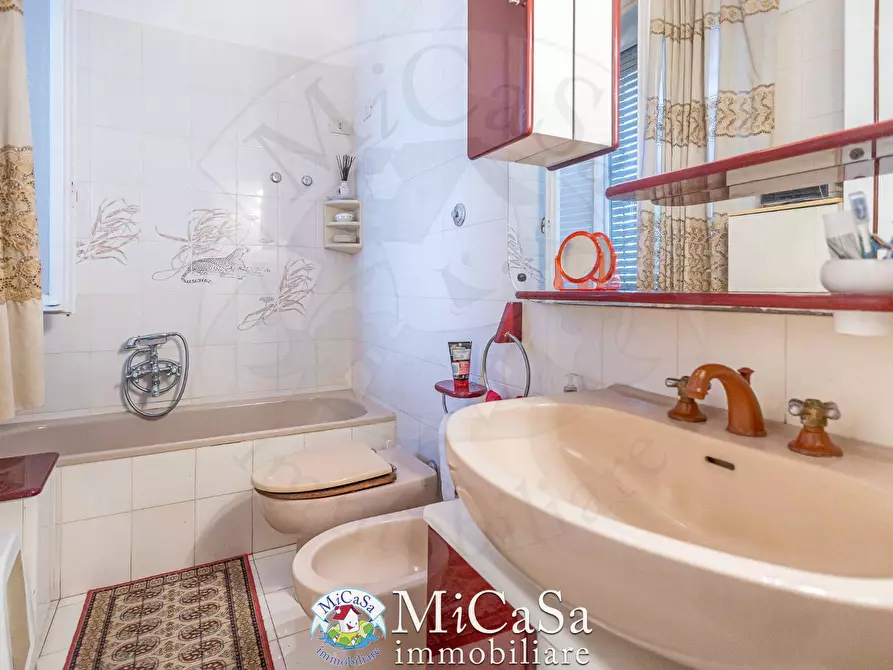 Immagine 20 di Villa in vendita  in Via Delle Agavi a Pisa