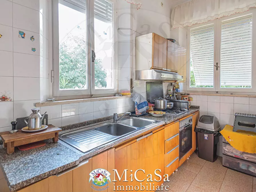 Immagine 24 di Villa in vendita  in Via Delle Agavi a Pisa