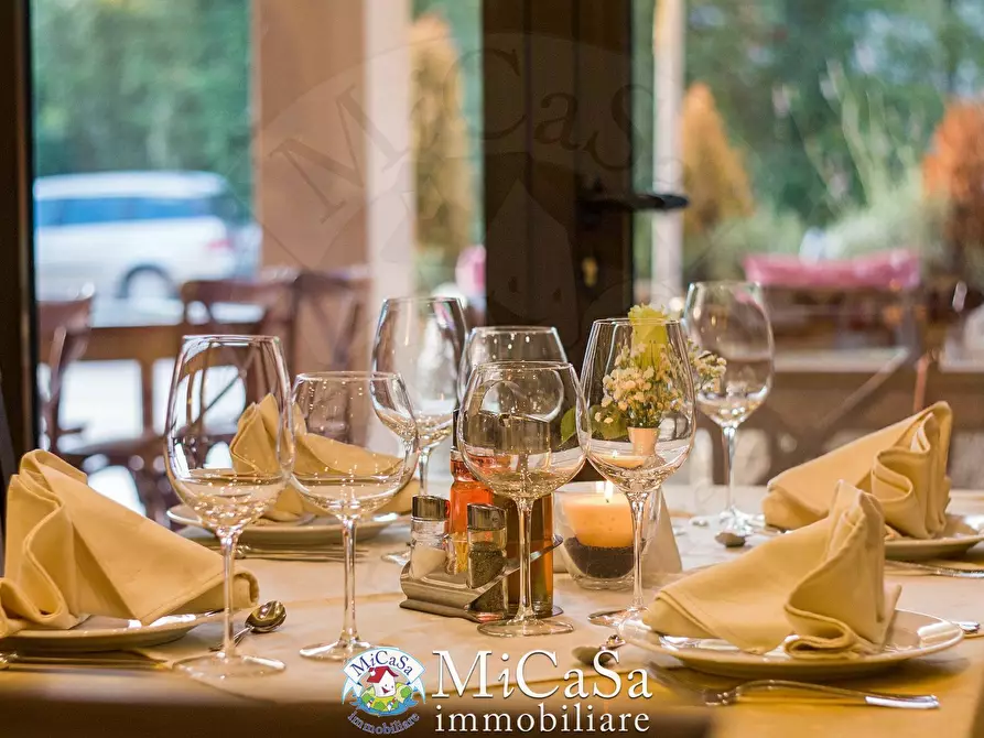 Immagine 7 di Locale commerciale in vendita  in Via Giovanni Pascoli a Livorno