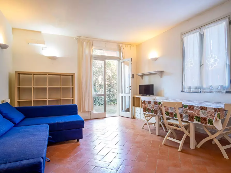 Immagine 2 di Appartamento in vendita  in via delle orchidee a Pisa