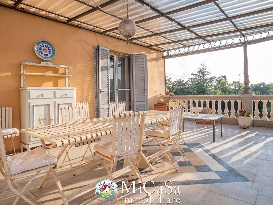 Immagine 21 di Villa in vendita  in Strada Statale dell'Abetone e del Brennero a San Giuliano Terme