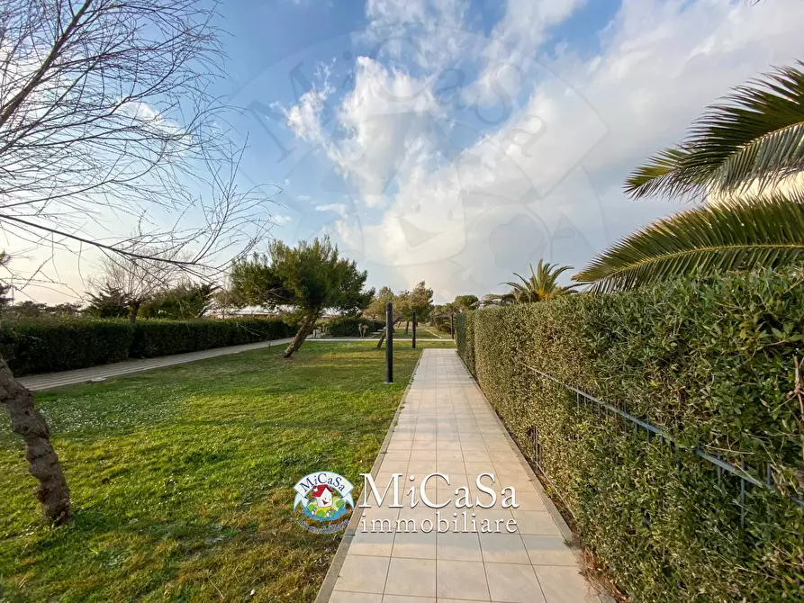 Immagine 21 di Villetta a schiera in vendita  in Viale Del Tirreno a Pisa