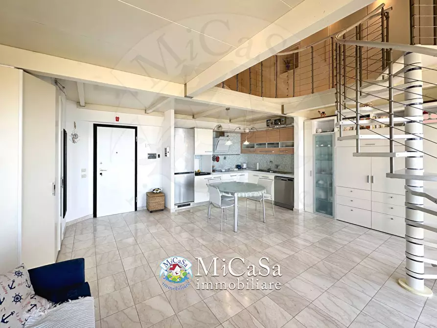 Immagine 10 di Appartamento in affitto  in viale del tirreno a Pisa