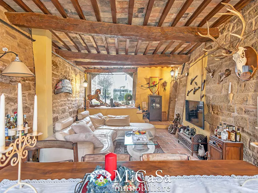 Immagine 17 di Casa bifamiliare in vendita  in Via del Pino a Collesalvetti