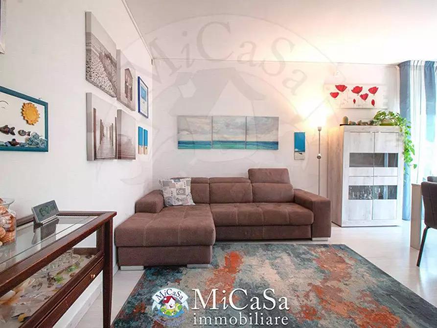 Immagine 4 di Appartamento in vendita  in via dei biancospini a Pisa