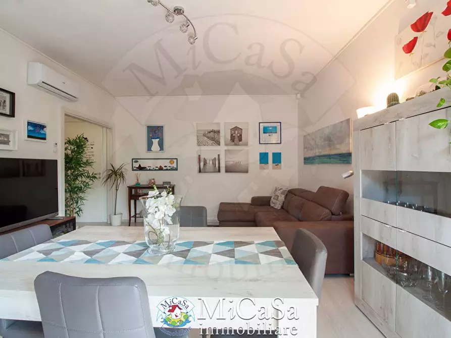 Immagine 6 di Appartamento in vendita  in via dei biancospini a Pisa