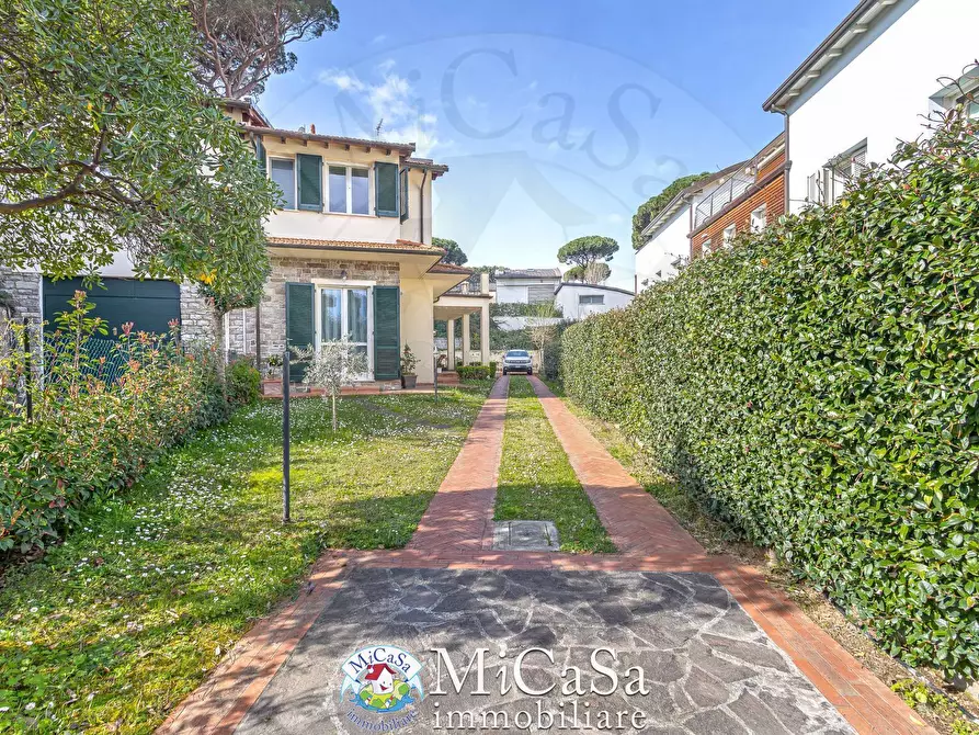 Immagine 26 di Casa bifamiliare in vendita  in Via Delle Ginestre a Pisa