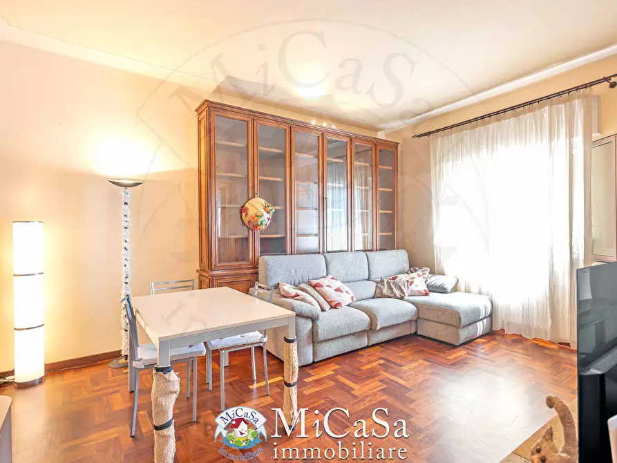 Immagine 5 di Appartamento in vendita  in via dei biancospini a Pisa