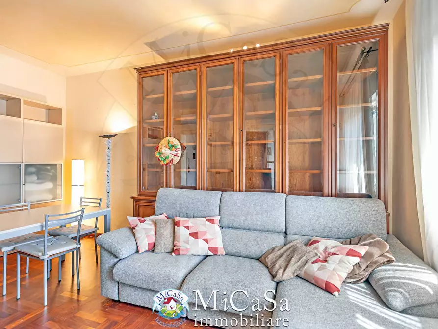 Immagine 7 di Appartamento in vendita  in via dei biancospini a Pisa