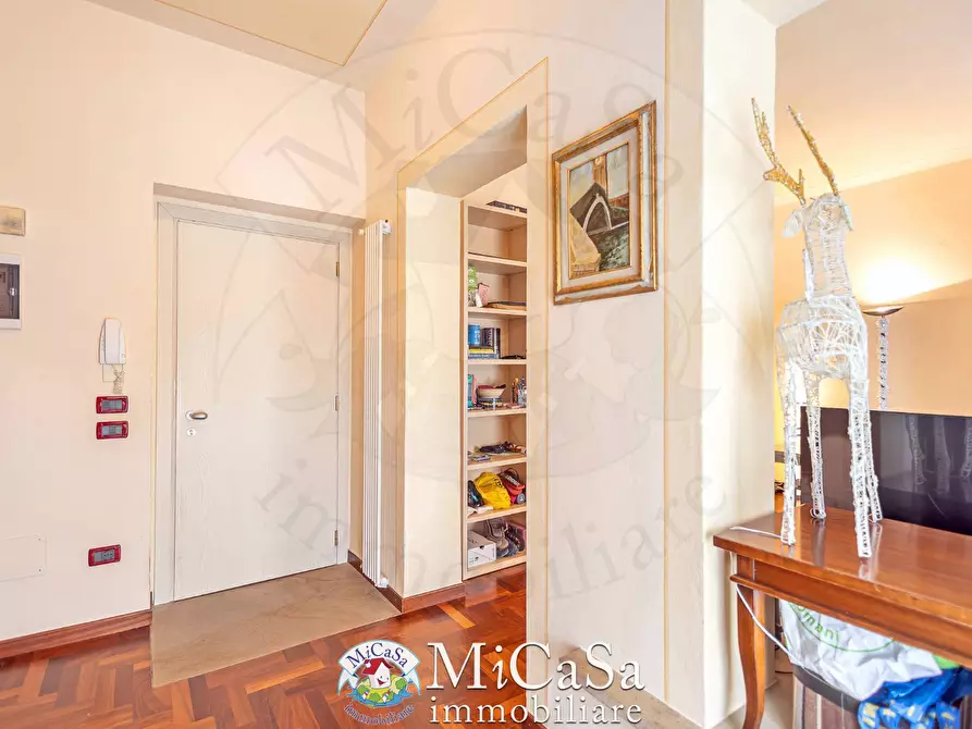 Immagine 10 di Appartamento in vendita  in via dei biancospini a Pisa