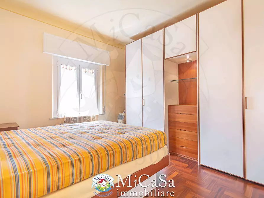 Immagine 16 di Appartamento in vendita  in via dei biancospini a Pisa