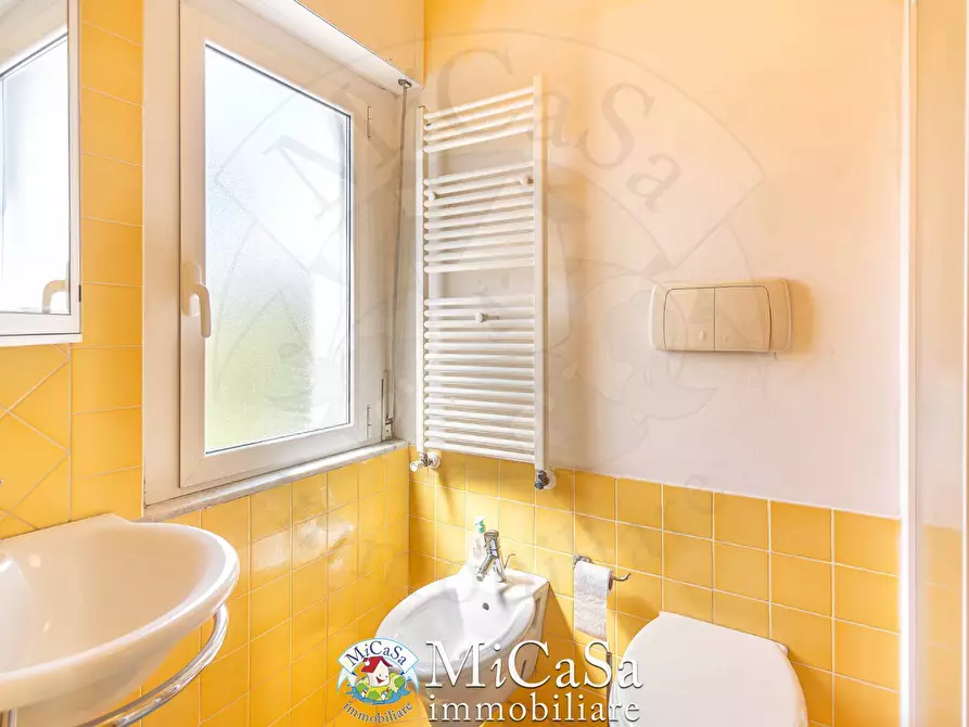 Immagine 18 di Appartamento in vendita  in via dei biancospini a Pisa