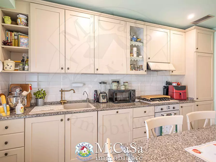 Immagine 11 di Attico in vendita  in Via Milazzo a Pisa