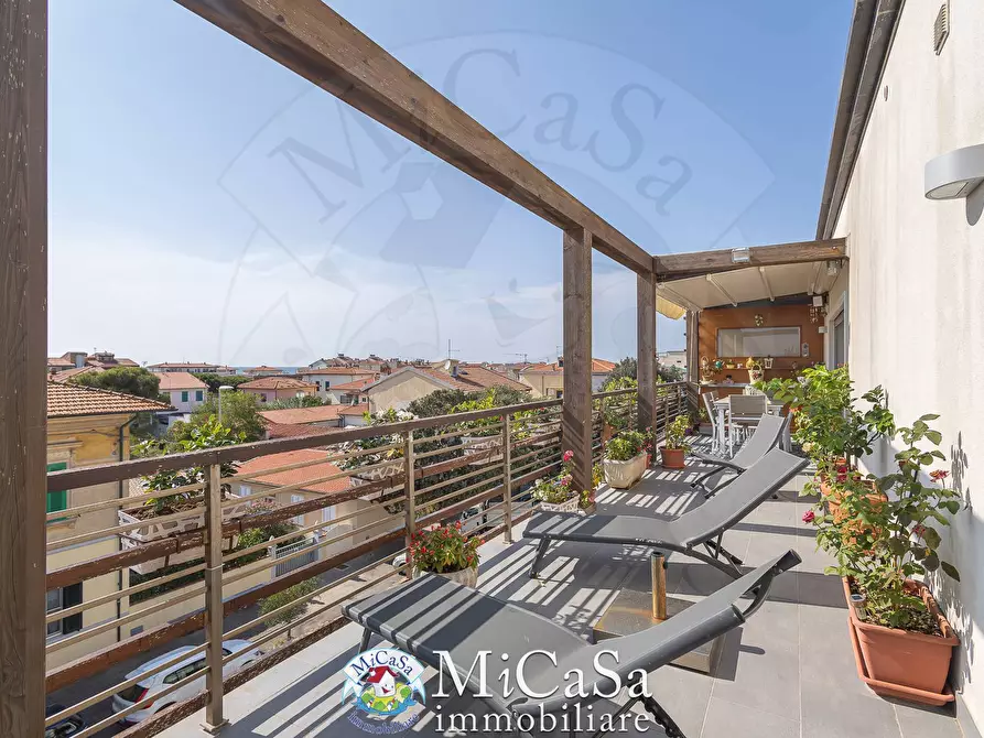 Immagine 15 di Attico in vendita  in Via Milazzo a Pisa