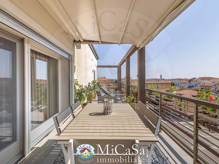 Immagine 17 di Attico in vendita  in Via Milazzo a Pisa