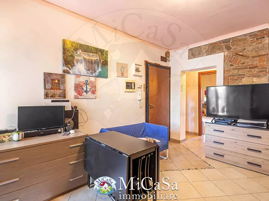 Immagine 5 di Appartamento in vendita  in Piazza Oberdan Loc. Uliveto a Vicopisano