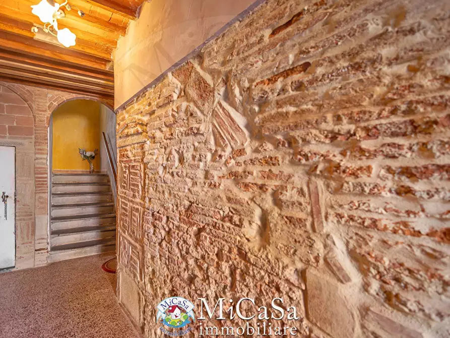 Immagine 17 di Appartamento in vendita  in Piazza Oberdan Loc. Uliveto a Vicopisano