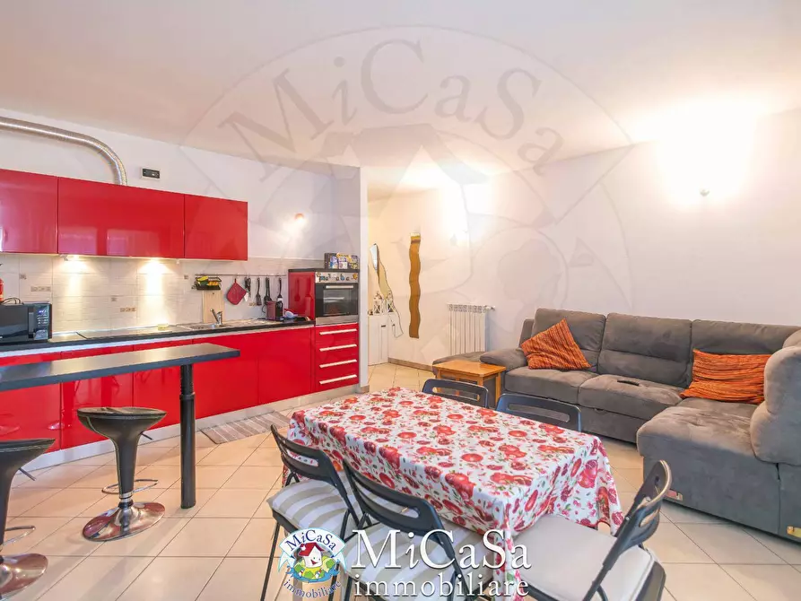 Immagine 4 di Appartamento in vendita  in Via Delle Mimose a Pisa