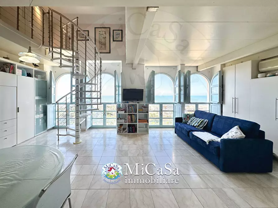 Immagine 4 di Appartamento in vendita  in viale del tirreno a Pisa