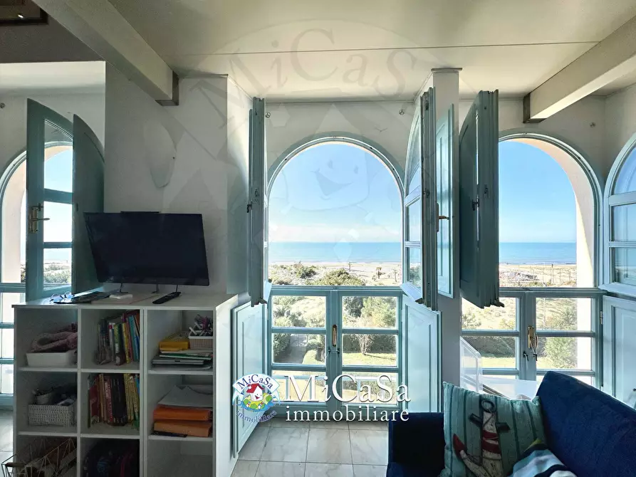 Immagine 22 di Appartamento in vendita  in viale del tirreno a Pisa