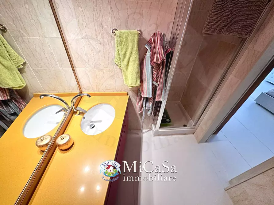 Immagine 18 di Appartamento in vendita  in viale del tirreno a Pisa