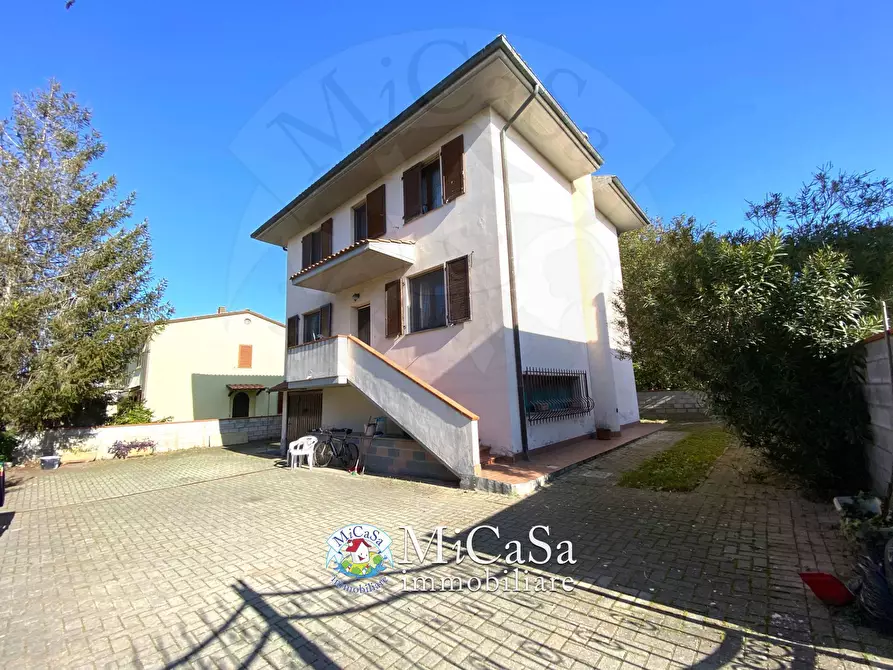 Immagine 3 di Villa in vendita  in Via Livornese a Pisa