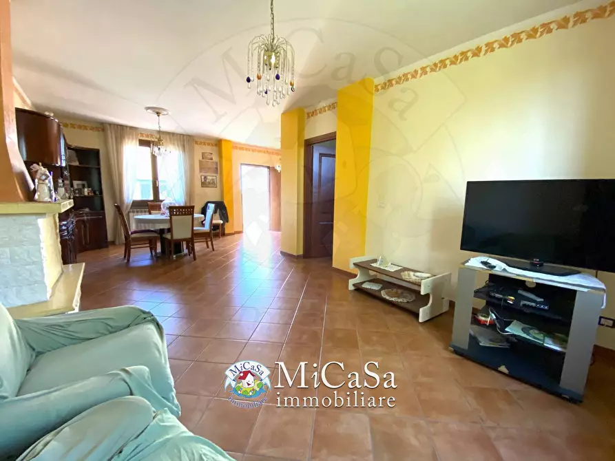 Immagine 11 di Villa in vendita  in Via Livornese a Pisa