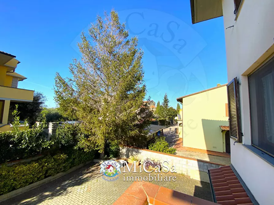 Immagine 13 di Villa in vendita  in Via Livornese a Pisa
