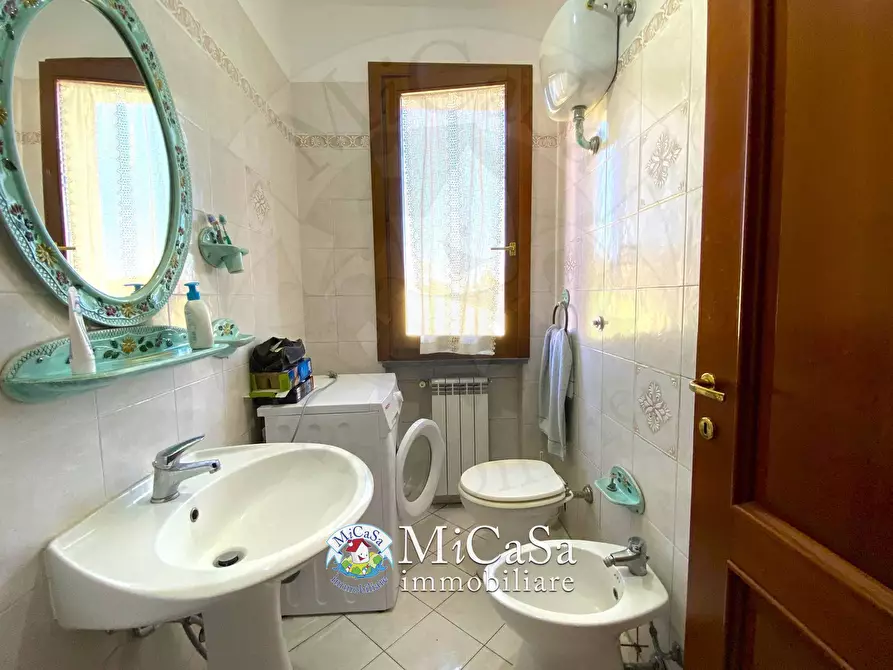 Immagine 30 di Villa in vendita  in Via Livornese a Pisa