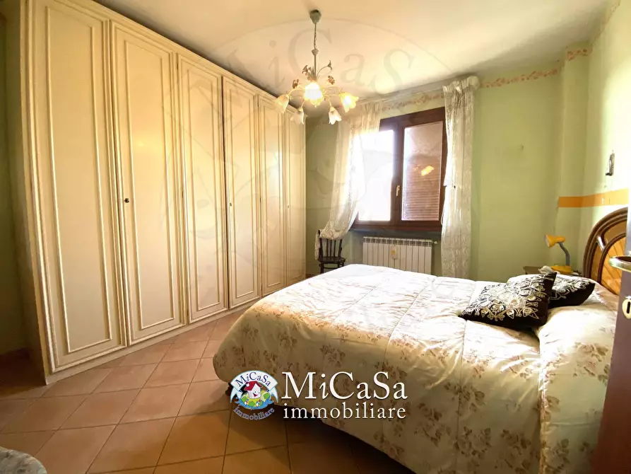 Immagine 28 di Villa in vendita  in Via Livornese a Pisa