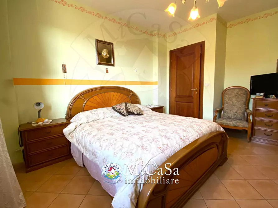 Immagine 26 di Villa in vendita  in Via Livornese a Pisa