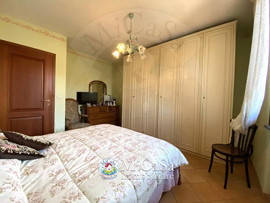 Immagine 29 di Villa in vendita  in Via Livornese a Pisa